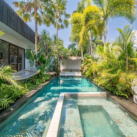 Villa Yogi Surf 2 Canggu Eksteriør bilde