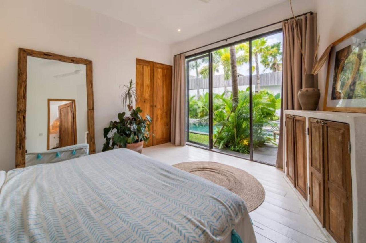 Villa Yogi Surf 2 Canggu Eksteriør bilde